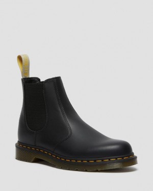 Black — Felix Rub Off Dr.Martens Vegan 2976 Felix Chelsea Boots | SN-DM84333